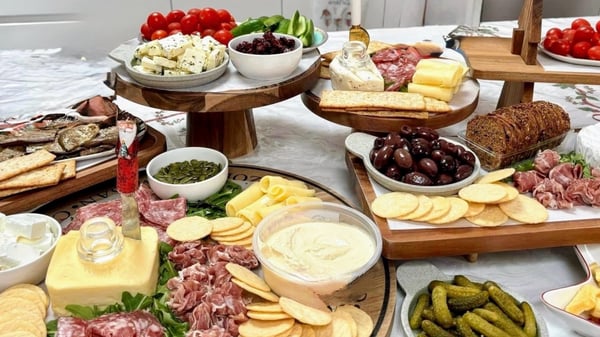 Picture for: Building a Festive Mediterranean Mezze / Charcuterie Board!