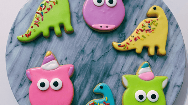 Course Unicorns & Dinosaurs – Family Cookie Class image 1