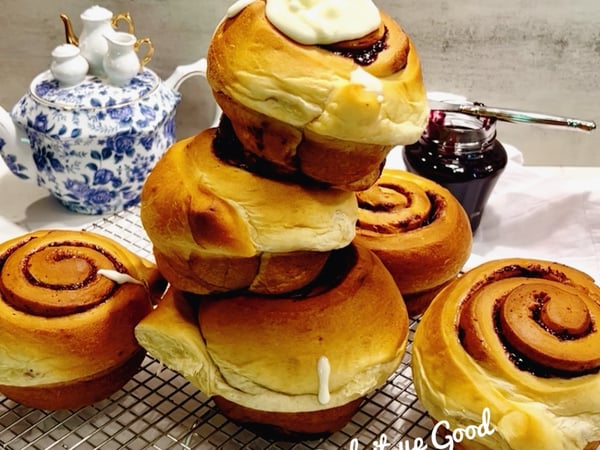Picture for: Copycat Cinnabon Cinnamon Rolls & (next level) VIRAL Dubai Chocolate