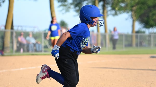 Course Summer Girls Fastpitch League image 2