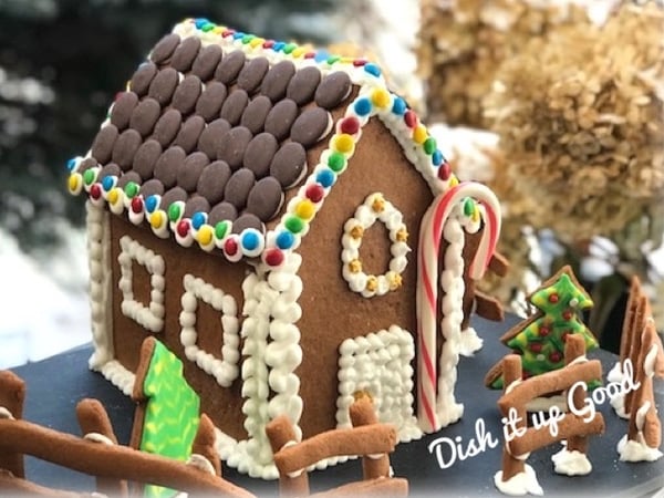 Picture for: Gingerbread House Bake & Build