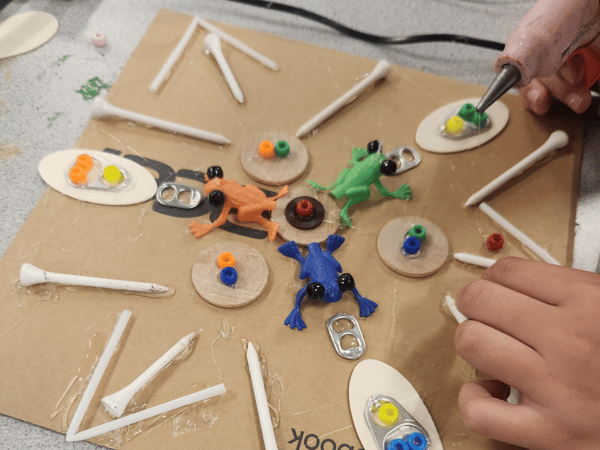 Picture for: Art Club