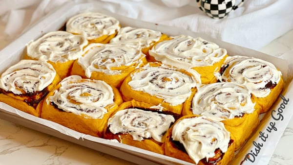 Picture for: Cinnamon Crunch Bagels & Pumpkin-Spice Cinnamon Rolls