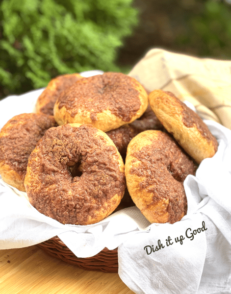 Course Cinnamon Crunch Bagels & Pumpkin-Spice Cinnamon Rolls image 2