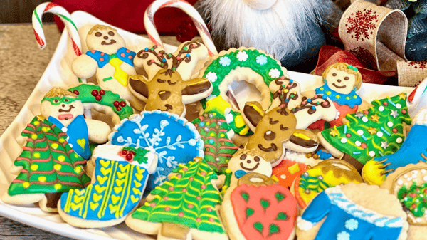 Picture for: Holiday Cookie Workshop: Royal Icing & Bakery Black & White Cookie