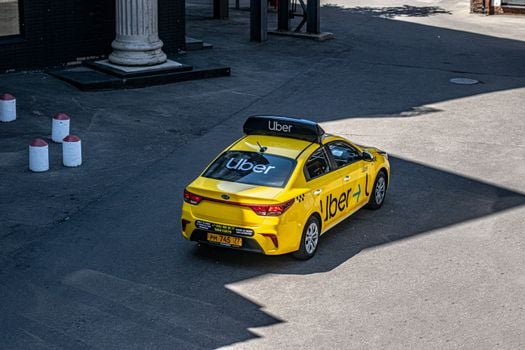 Picture for: Navigating with Uber: Achieve Transportation Freedom