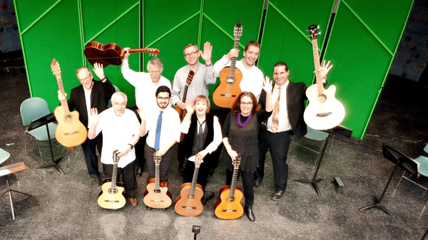Course Highland Guitar Ensemble for Adults (ages 18+) image 1