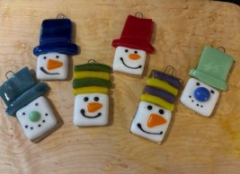 Picture for Fused Glass Sassy Snow People