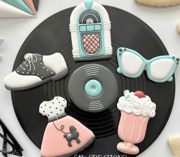 Course Cookie Decorating with Royal Icing image 1