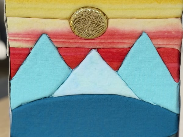 Picture for: Kinusaiga: No-Sew Fabric Art for Kids
