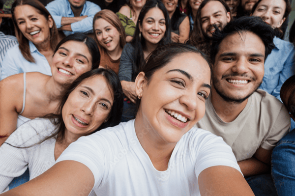 Café & Comunidad: Conversaciones con Familias