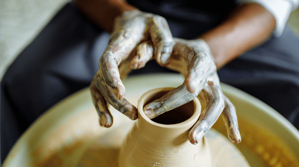 Course Ceramics Wheel Throwing image 1