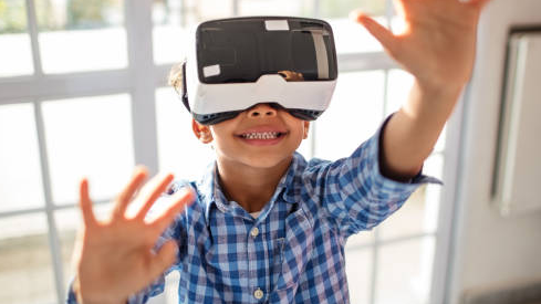 Picture for: Escape the Labyrinth: VR Game Development with Tech Academy