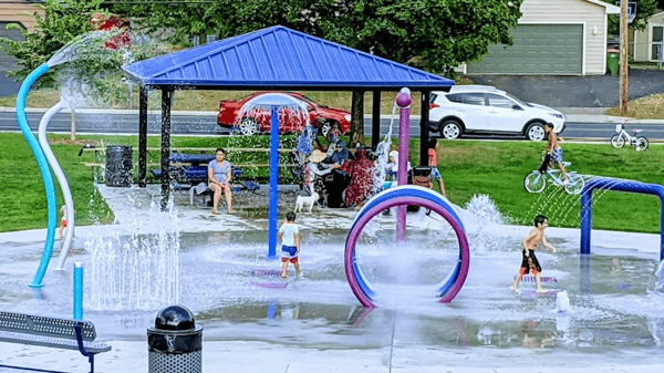 Image for Field Trip Fridays! - Mounds View Splash Down Splashpad