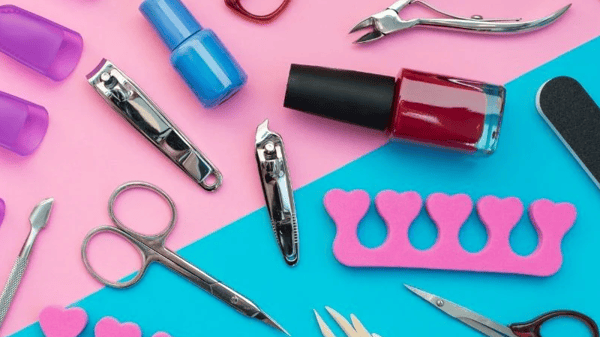 Picture for: The Glam Squad: Braids & Bows + Nail Art Studio