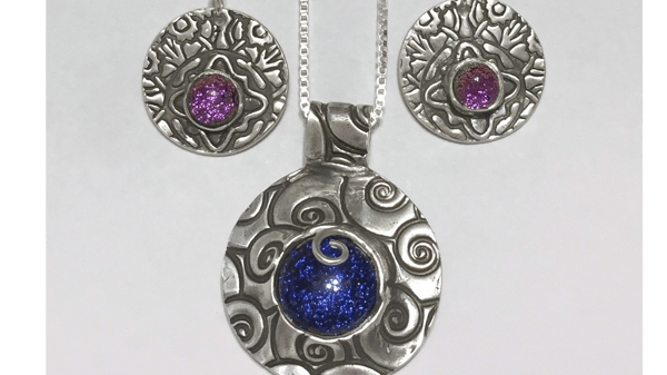 Course Silver and Dichroic Glass image 1
