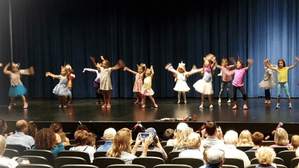 Picture for Glinda and Friends for Good Musical Theater Camp