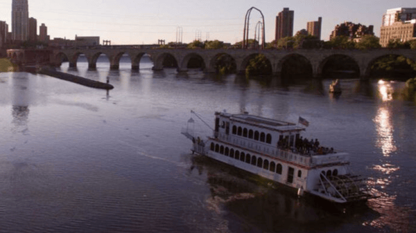Picture for: Minneapolis Queen: Mississippi River Cruise