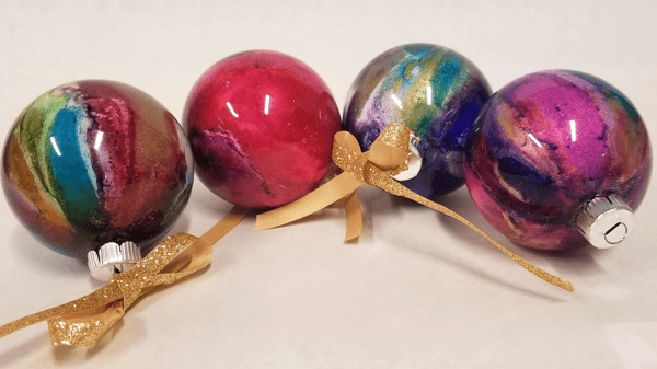 Picture for: Alcohol Ink - Glitter Ornaments