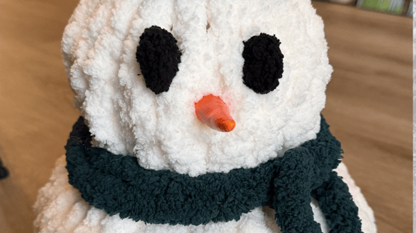 Picture for: Hand Knit Chunky Snowman