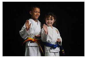 Picture for: 4Kicks Family Taekwondo (Ages 8 & Up)