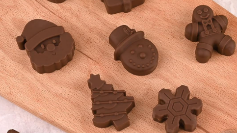 Course Holiday Candies image 1