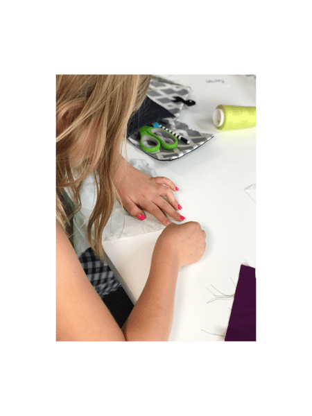 Picture for: Intro to Sewing Class/Clase de costura! (Grades: 3-8)