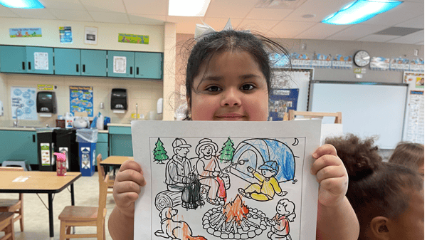 Image for Familias Latinas-Lunes