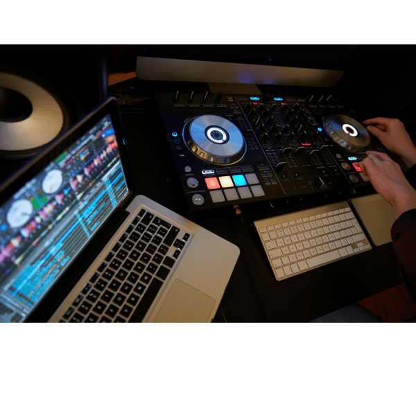 Picture for: Intro to Songwriting and Music Production Camp (Grades: 5-10)