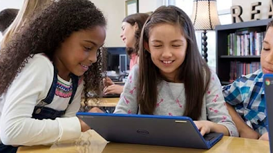 Course New! Intro to Digital Art (Entering grades 3-8) image 1