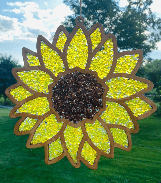 Course NEW! Crushed Glass & Resin Sun Catchers! image 3
