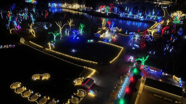 Course Mini Tour: Holiday Light Tour - Miracle at Big Rock image 3