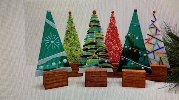 Picture for: Fused Glass Tree in Wood Base  - NEW!