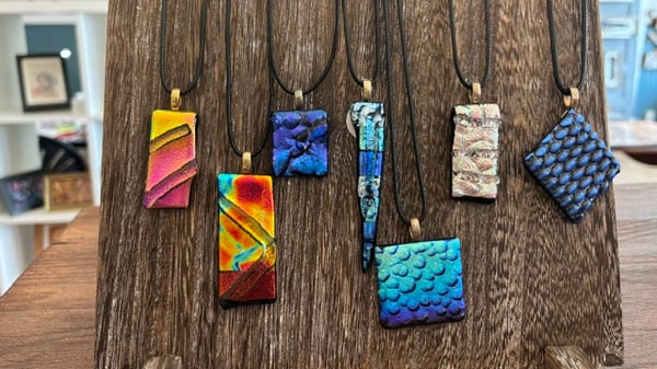 Picture for: Fused Glass Jewelry: Pendant and Earrings  - NEW!