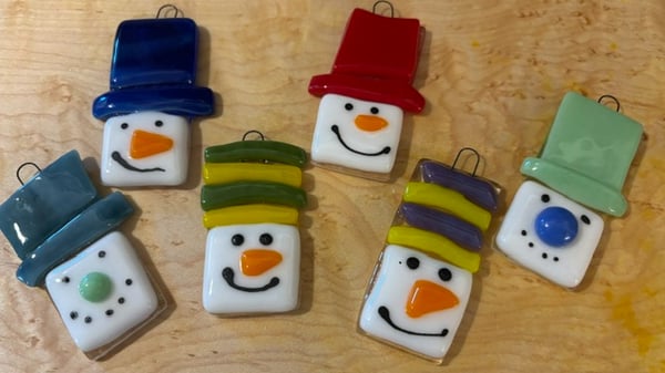 Picture for: Fused Glass Sassy Snow People  - NEW!