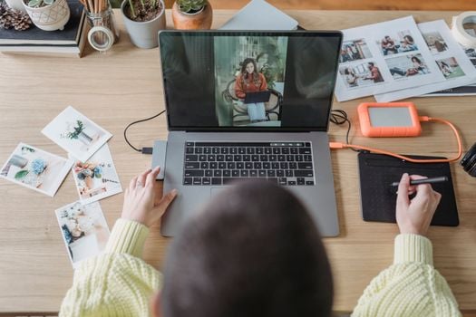 Picture for: Editing & Ghostwriting 101: Get Paid to Refine and Craft Other People’s Stories