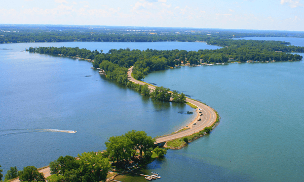 Picture for: History Tour on Lake Le Homme Dieu