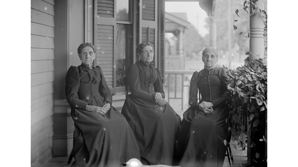 Course Intro to Online Genealogy - Online image 1