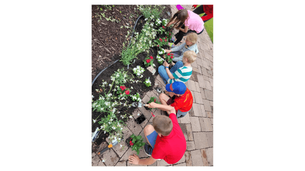 Course Planting Class (Gr. 1-5) image 1