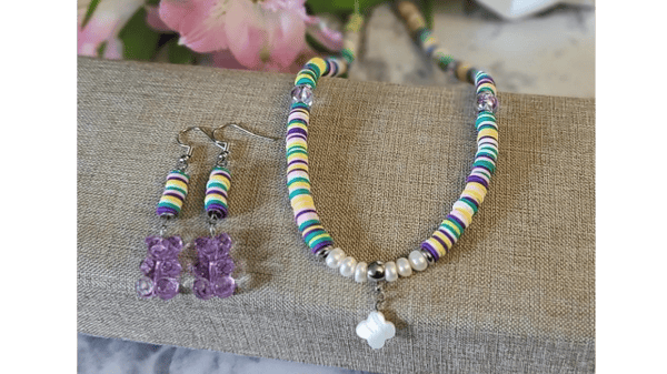 Picture for: Intro to Jewelry Making (Gr. 3-8)