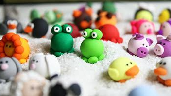 Picture for: Mini Picassos (Gr. 1-5)