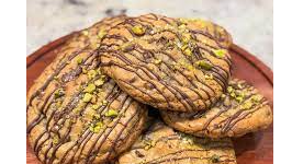 Picture for: Chocolate Chip & Pistachio Cookies