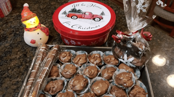 Course Holiday Chocolate Making image 1