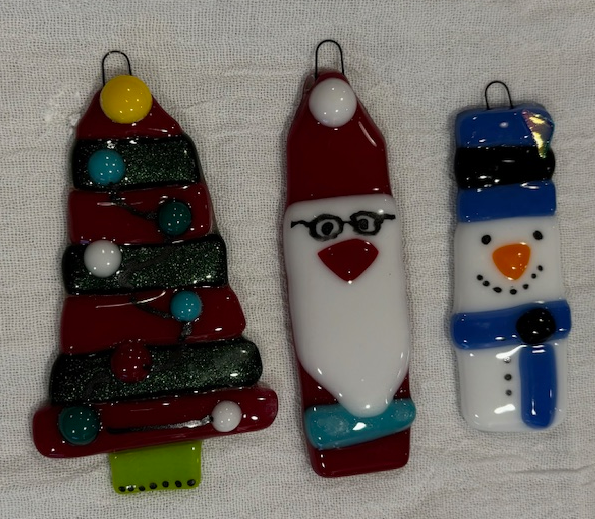 Course Fused Glass Open Studio - Pick your Ornament Project! image 3