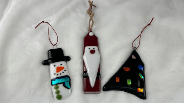 Course Fused Glass Open Studio - Pick your Ornament Project! image 4