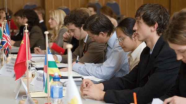 Course Model United Nations image 1