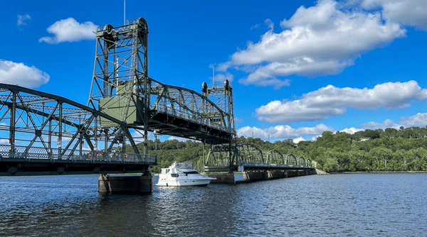 Picture for: Stillwater River Cruise & Browsing Trip