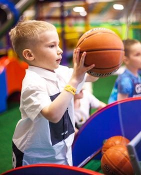 Picture for: Fit Kids (0 - Age 5, NON-SEPARATING)