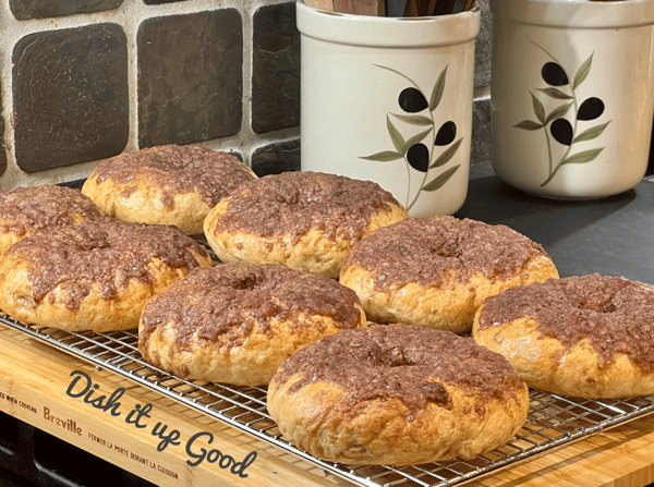 Course NEW! Cinnamon Crunch Bagels & Pumpkin-Spice Cinnamon Rolls (Online) image 1