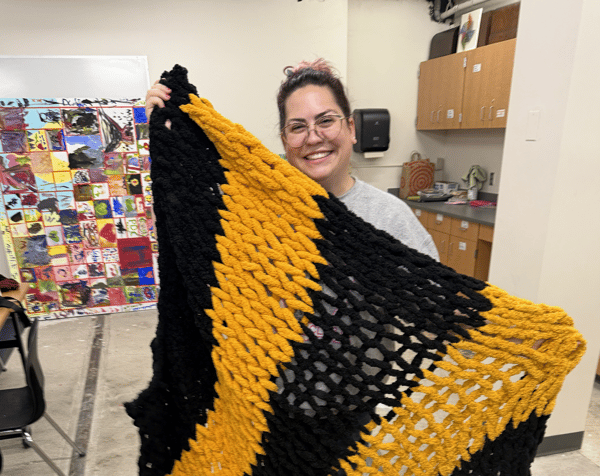 Picture for: Hand Knit Chunky Blanket Experience - Intergenerational